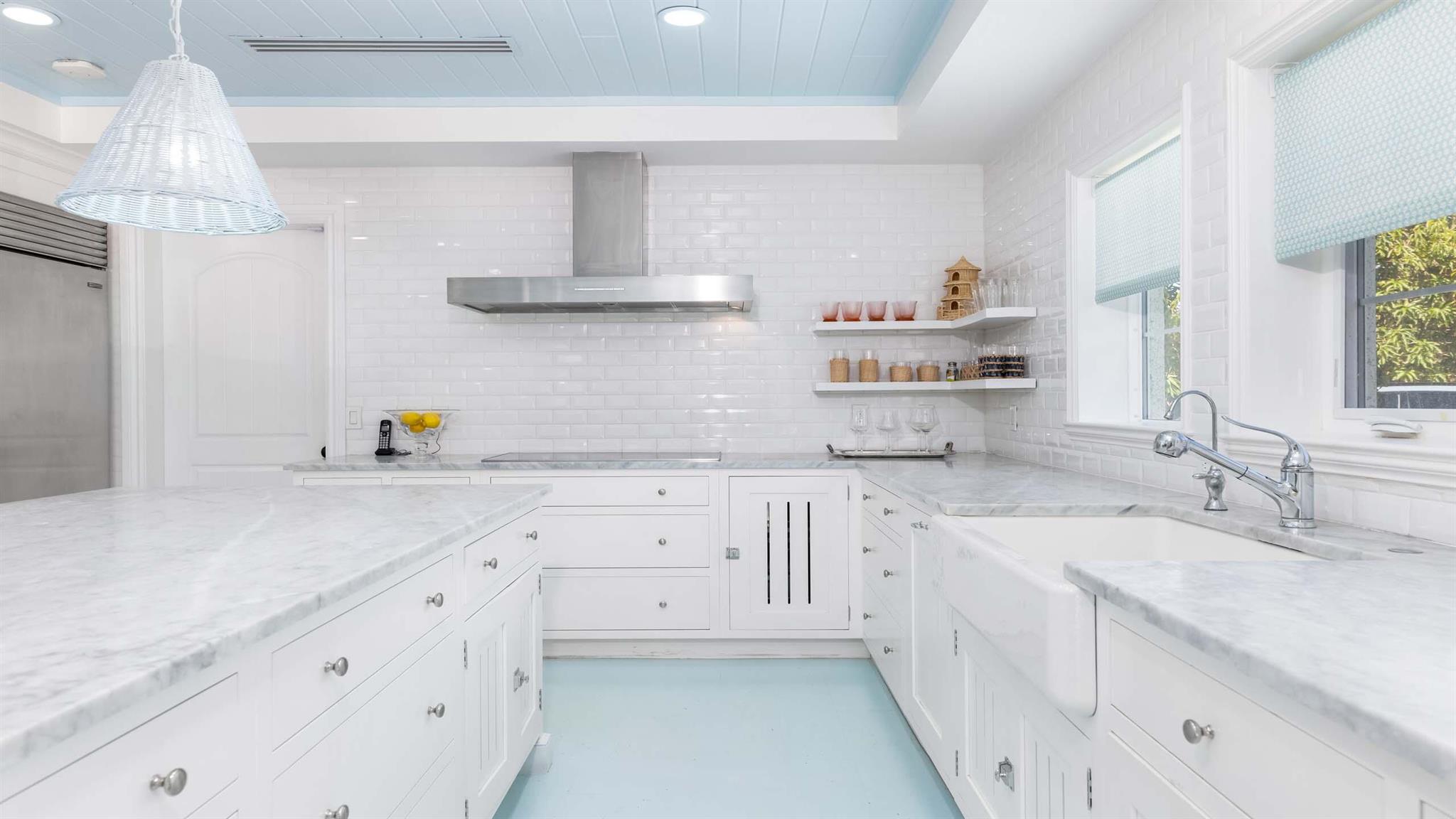 GULFSTREAM PROPERTIES - Residential