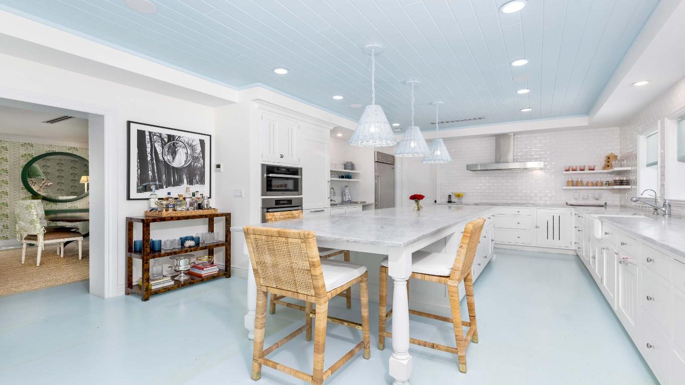 GULFSTREAM PROPERTIES - Residential