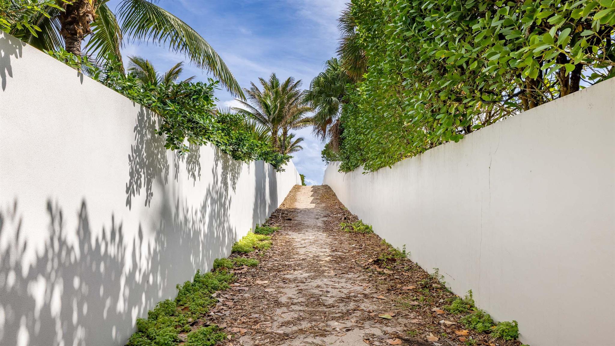 GULFSTREAM PROPERTIES - Residential