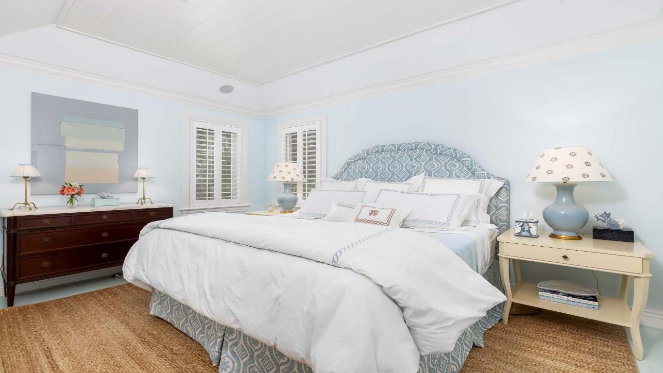 GULFSTREAM PROPERTIES - Residential