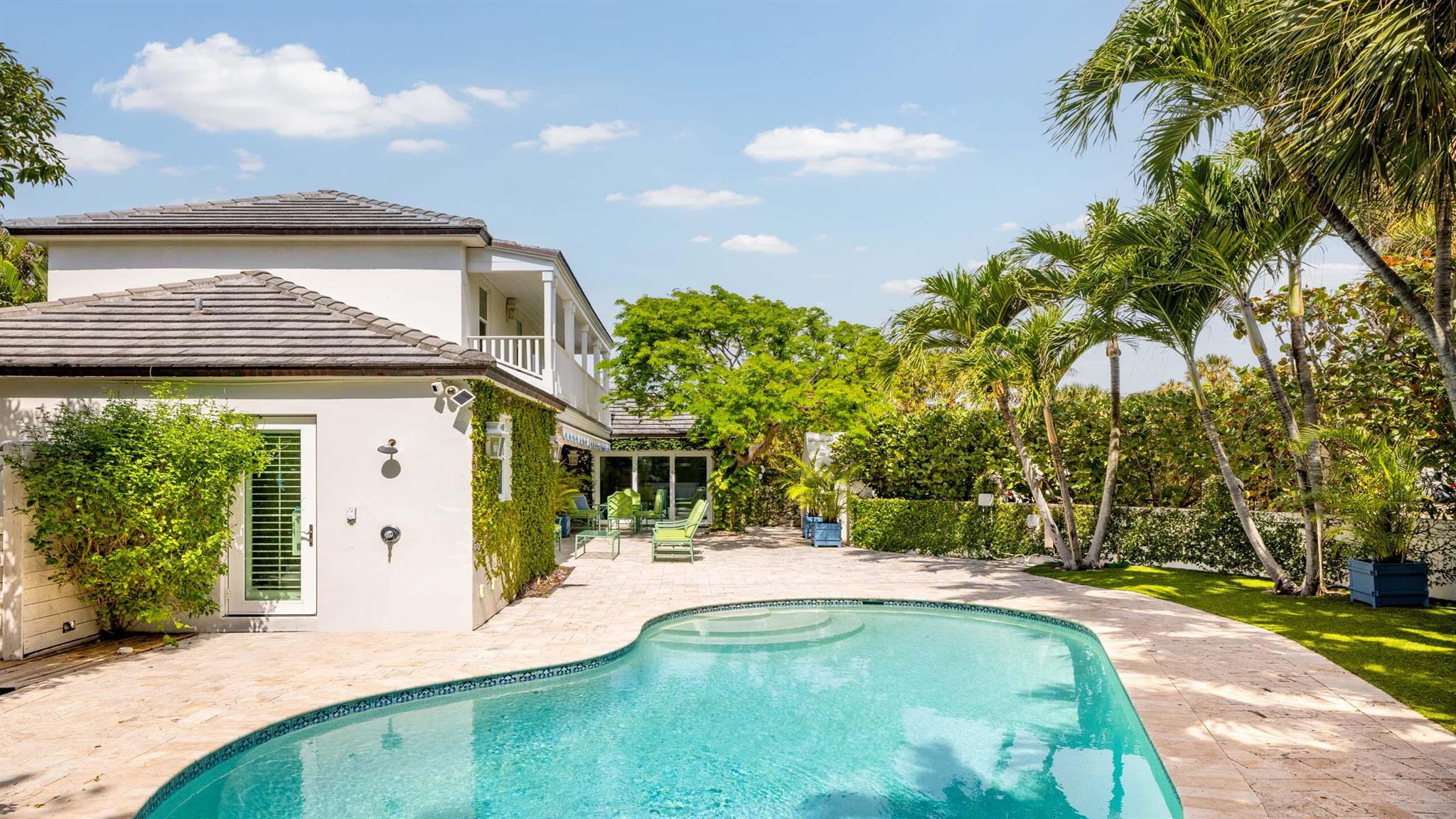 GULFSTREAM PROPERTIES - Residential