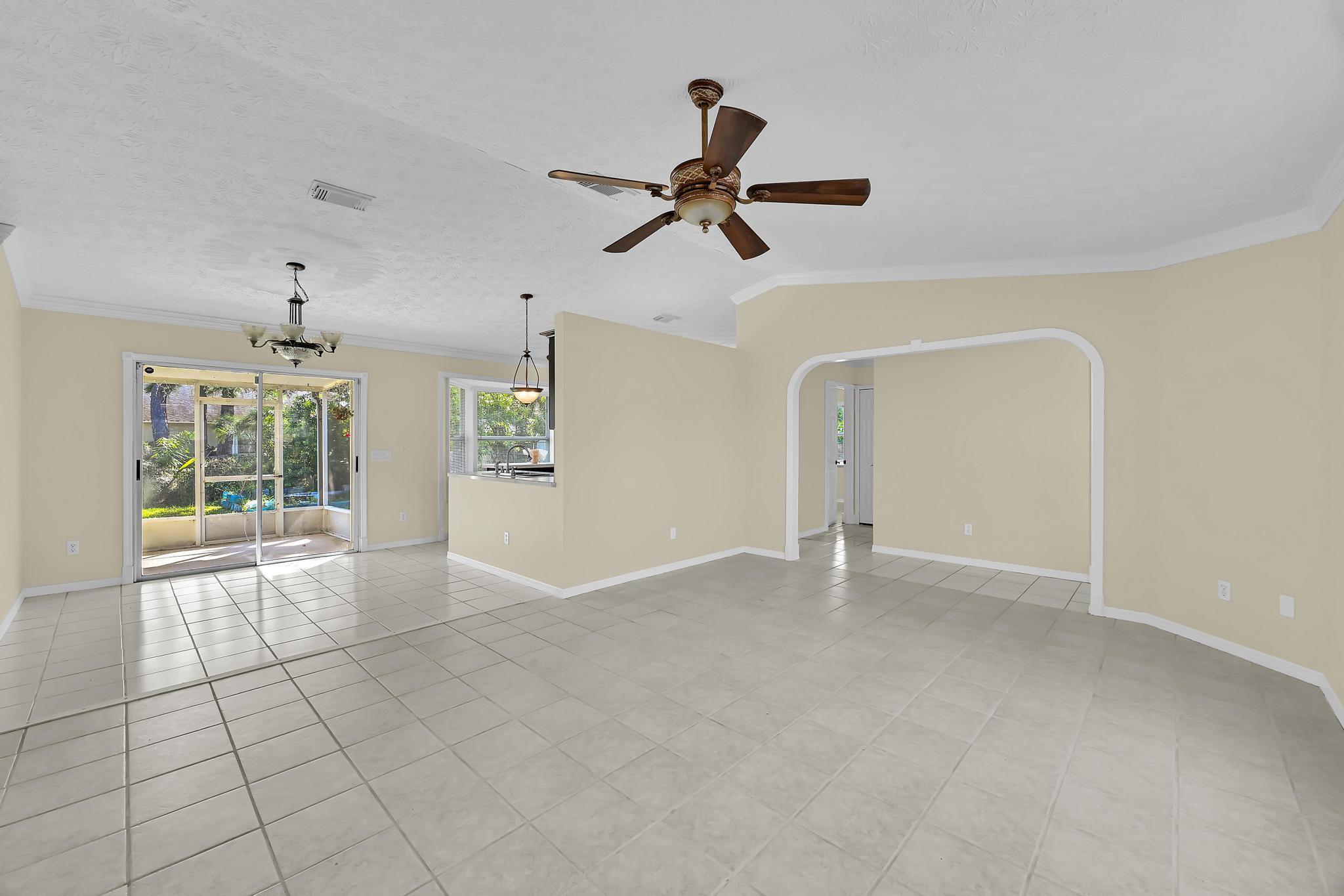 PORT ST LUCIE SECTION 25 - Residential Lease