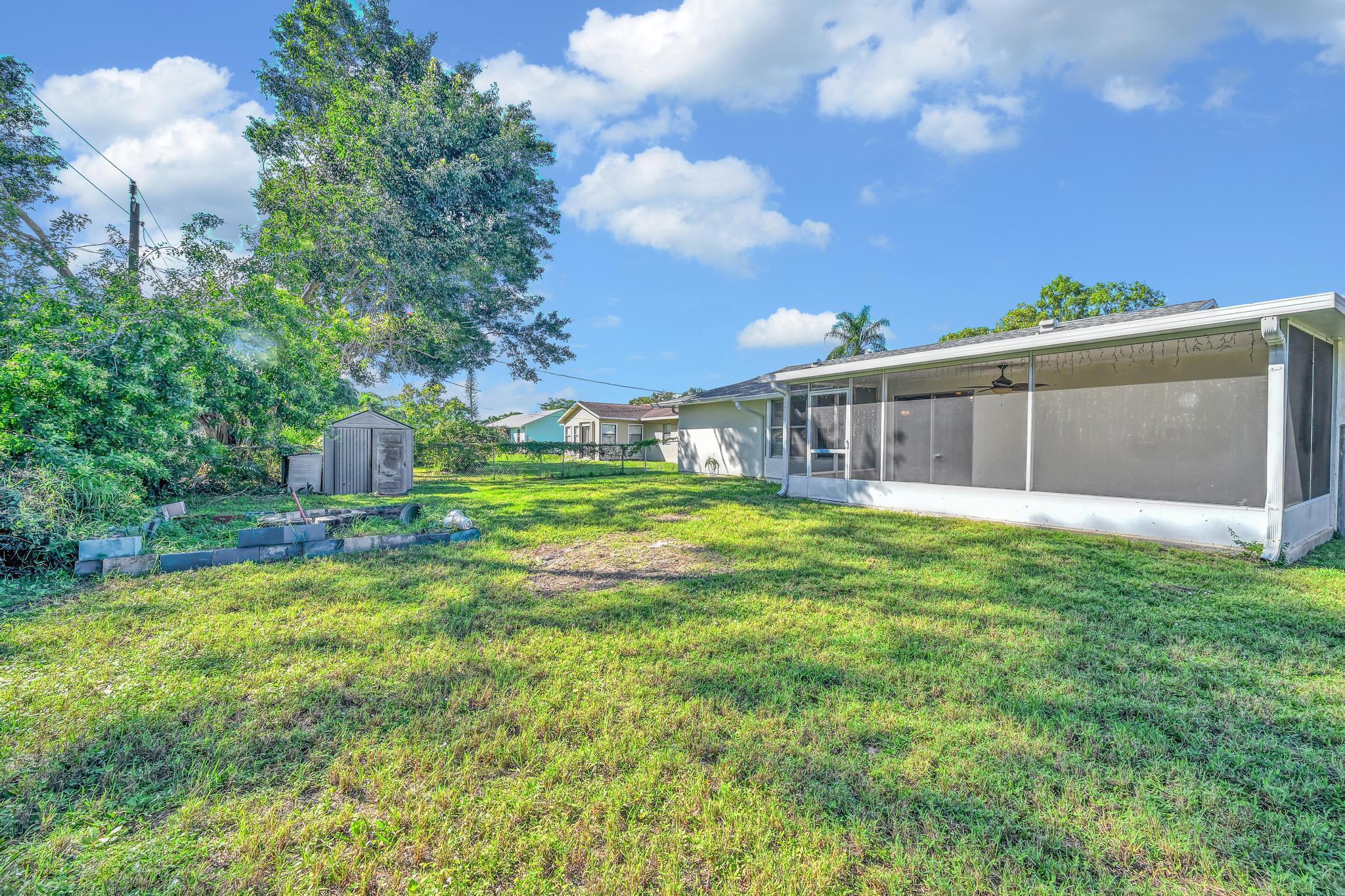 PORT ST LUCIE SECTION 25 - Residential Lease