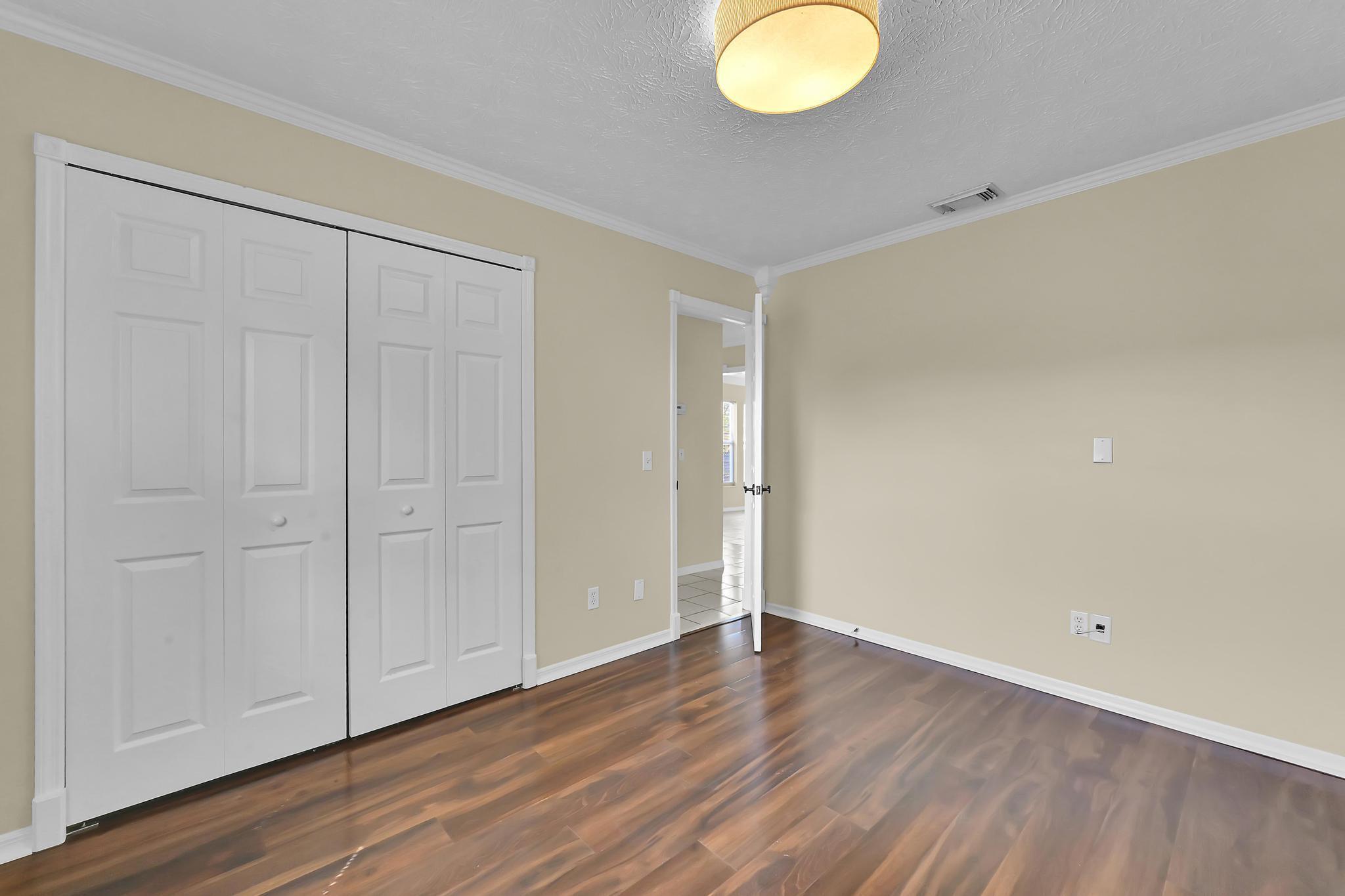 PORT ST LUCIE SECTION 25 - Residential Lease