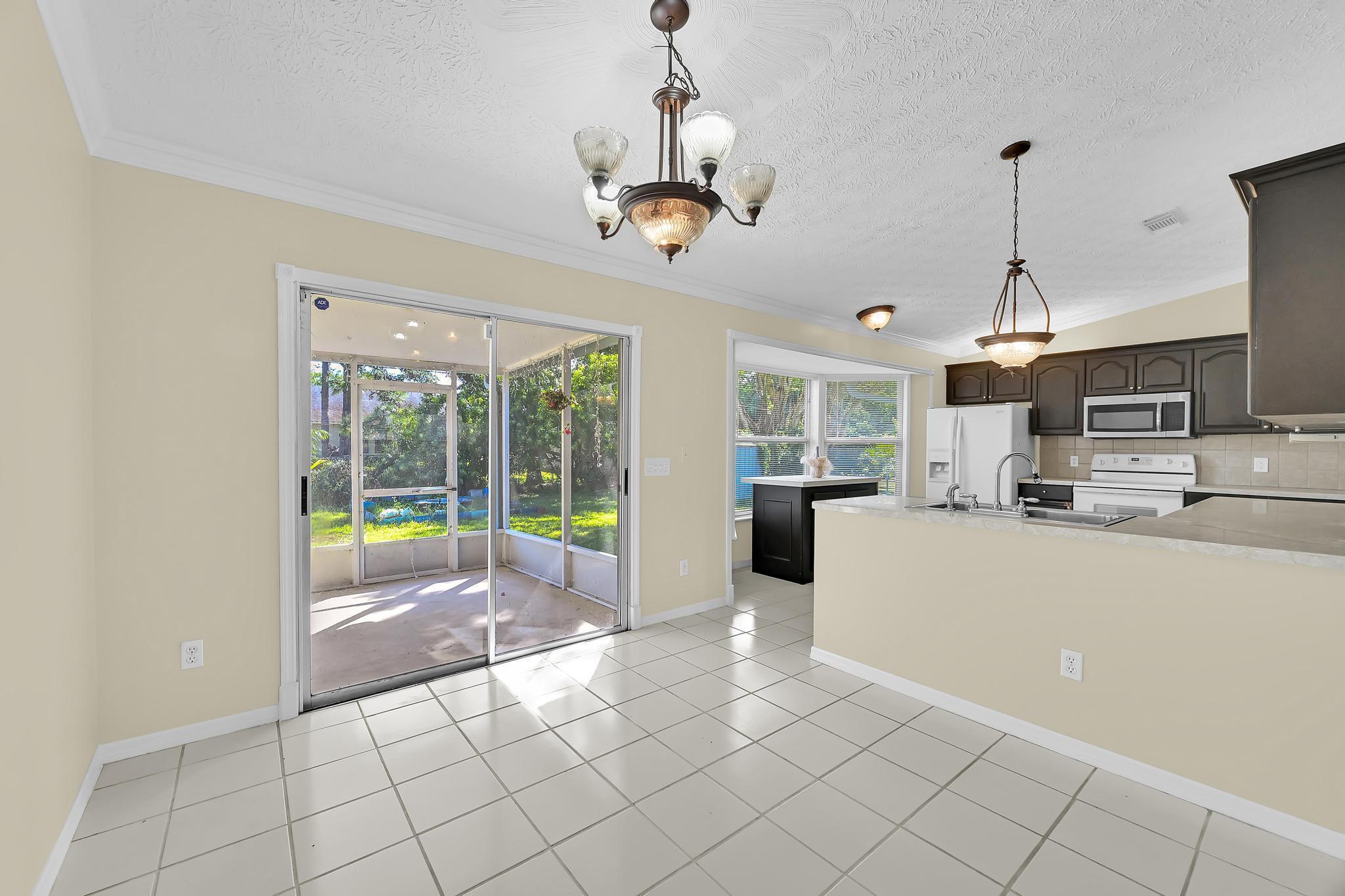 PORT ST LUCIE SECTION 25 - Residential Lease