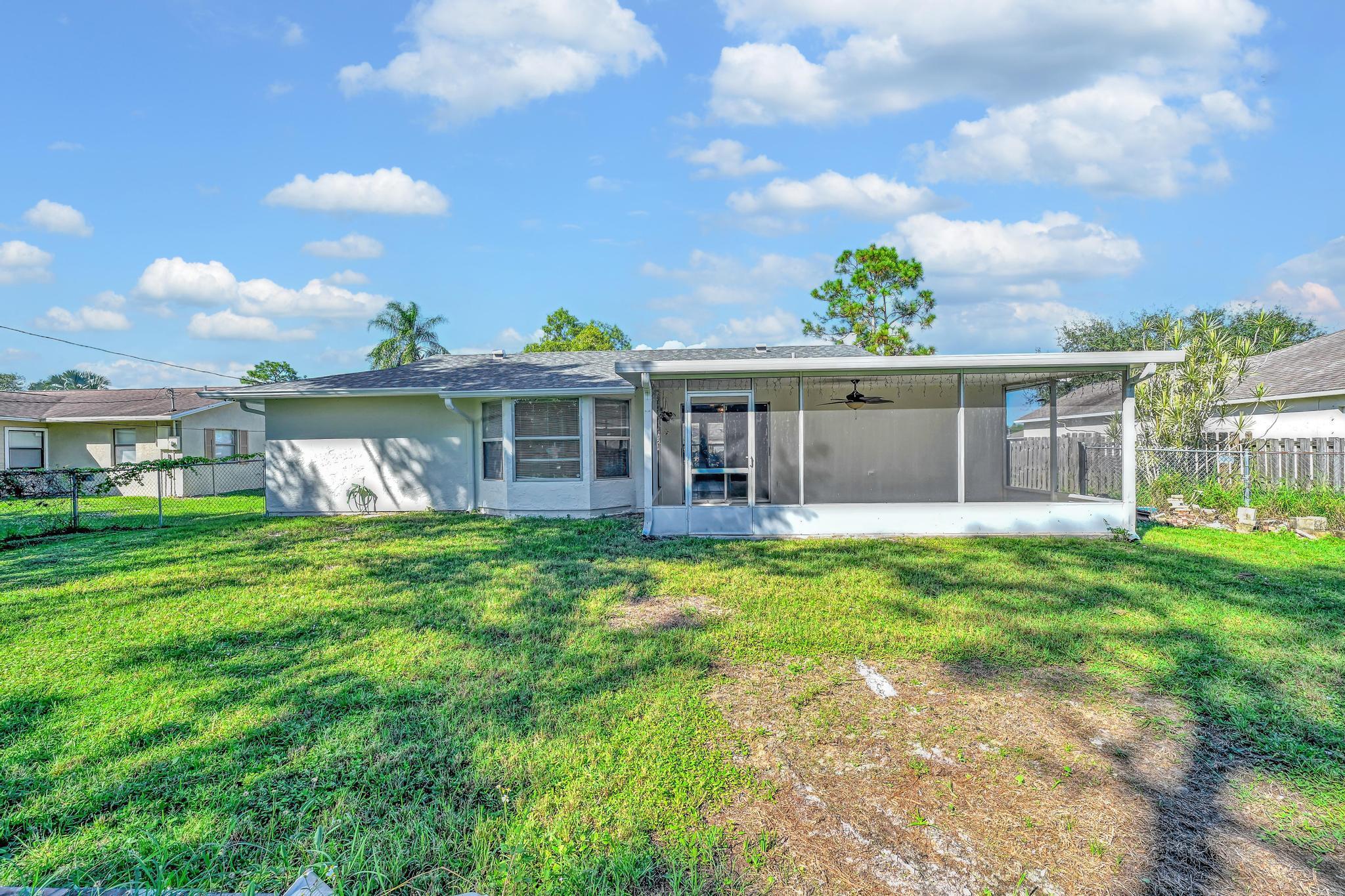 PORT ST LUCIE SECTION 25 - Residential Lease