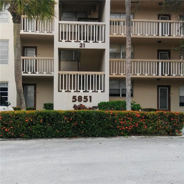 Bermuda Club - Residential