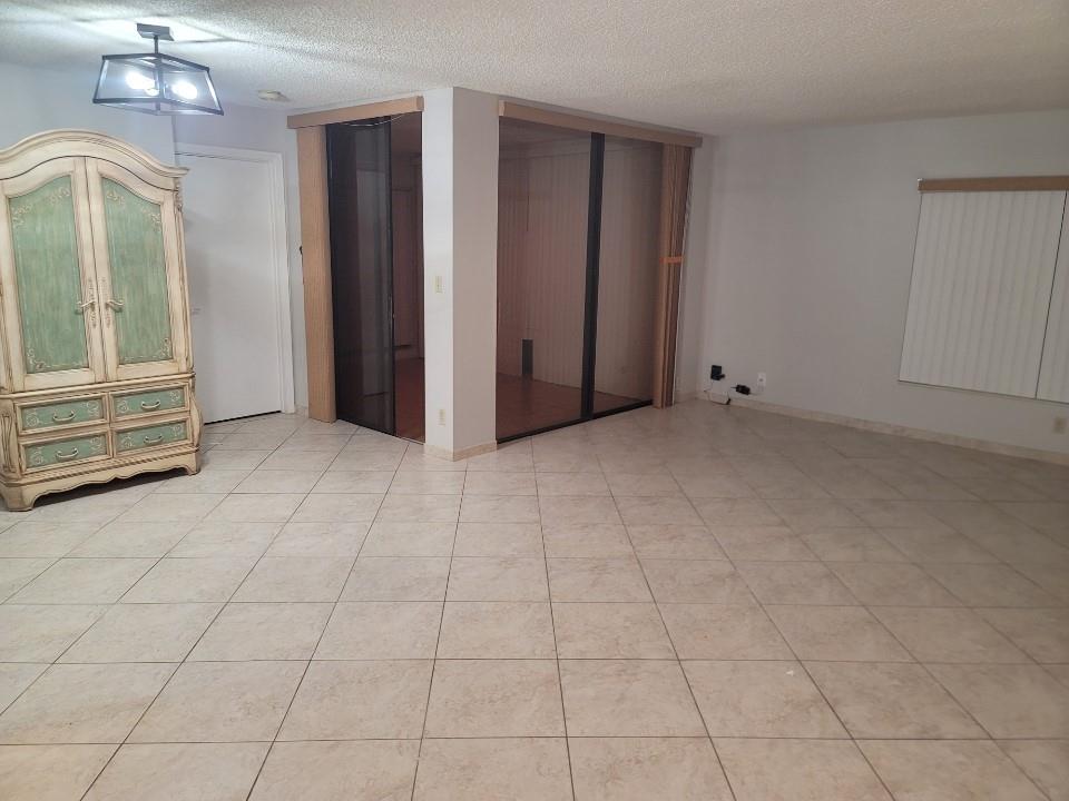 BOCA GLADES - Residential