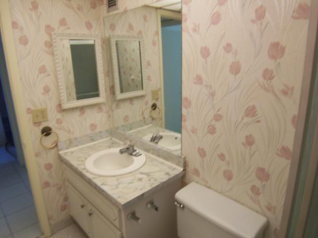 Lauderdale Oaks - Residential