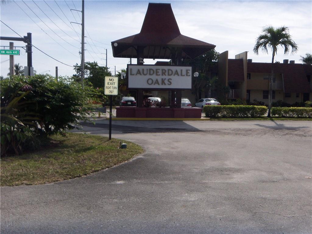 Lauderdale Oaks - Residential