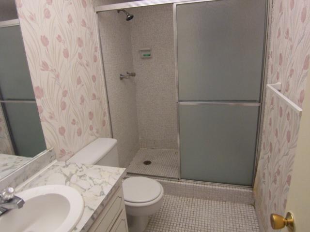 Lauderdale Oaks - Residential