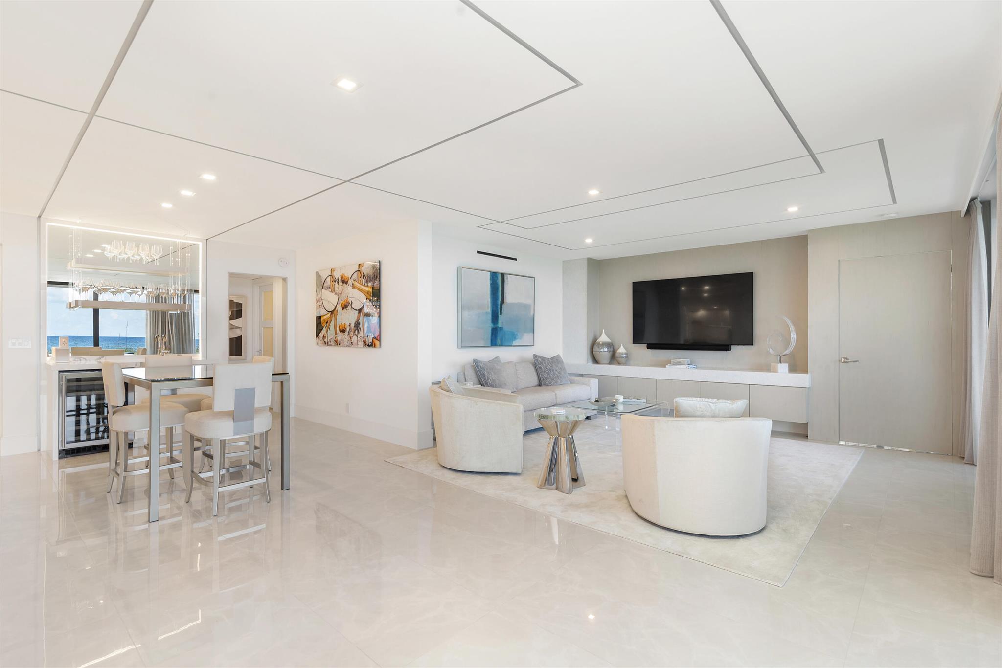 TWENTY SIX HUNDRED CONDO - Residential