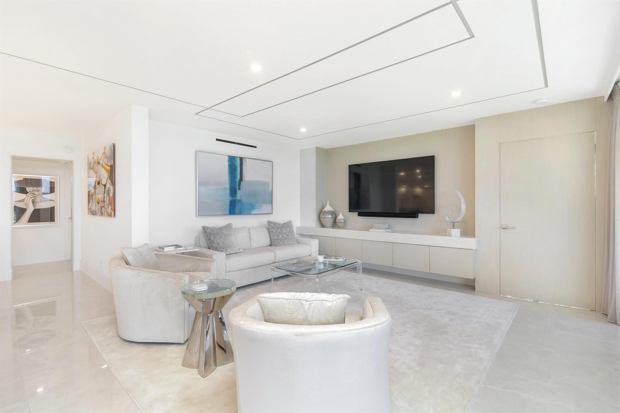 TWENTY SIX HUNDRED CONDO - Residential