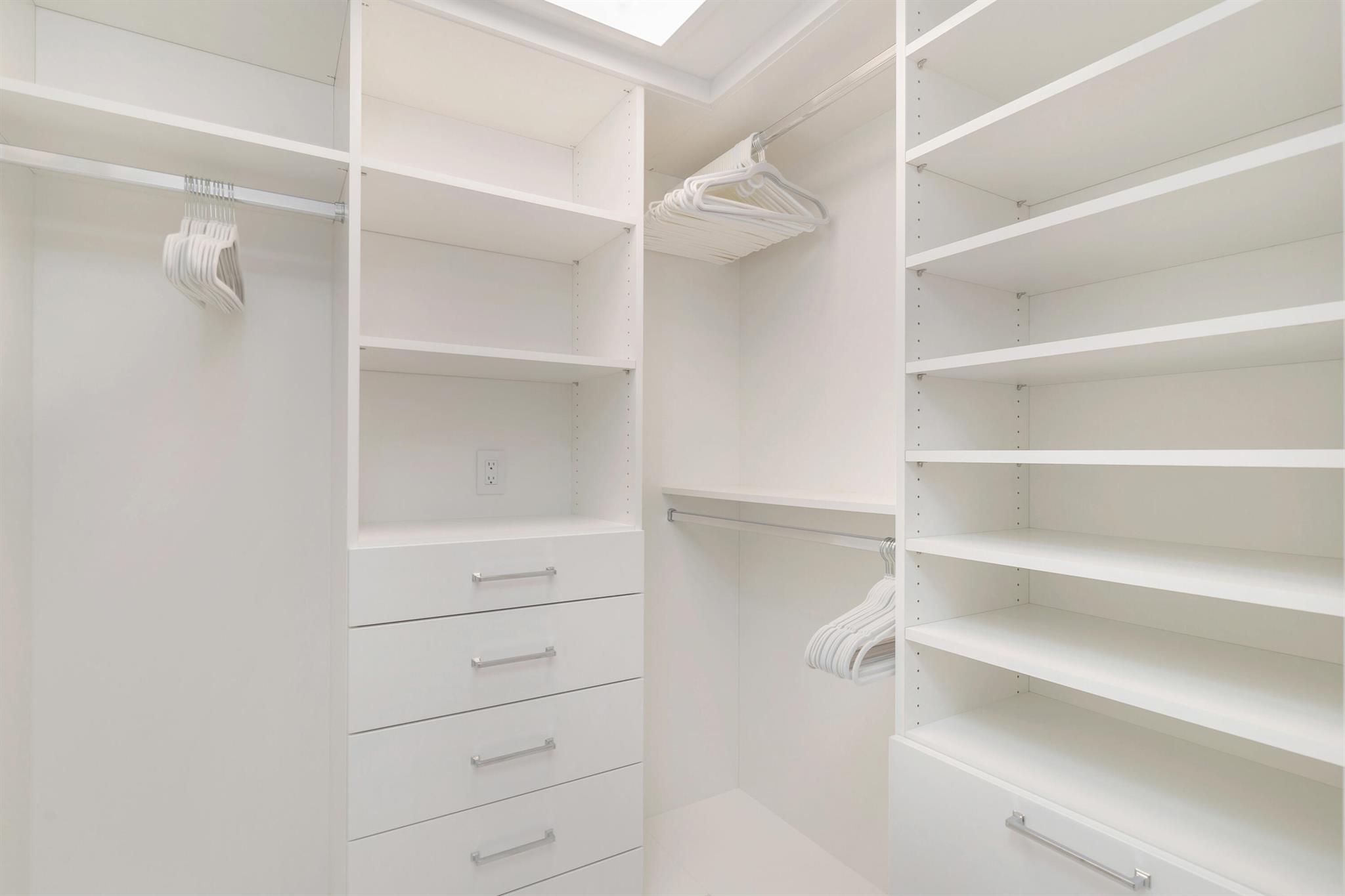 TWENTY SIX HUNDRED CONDO - Residential