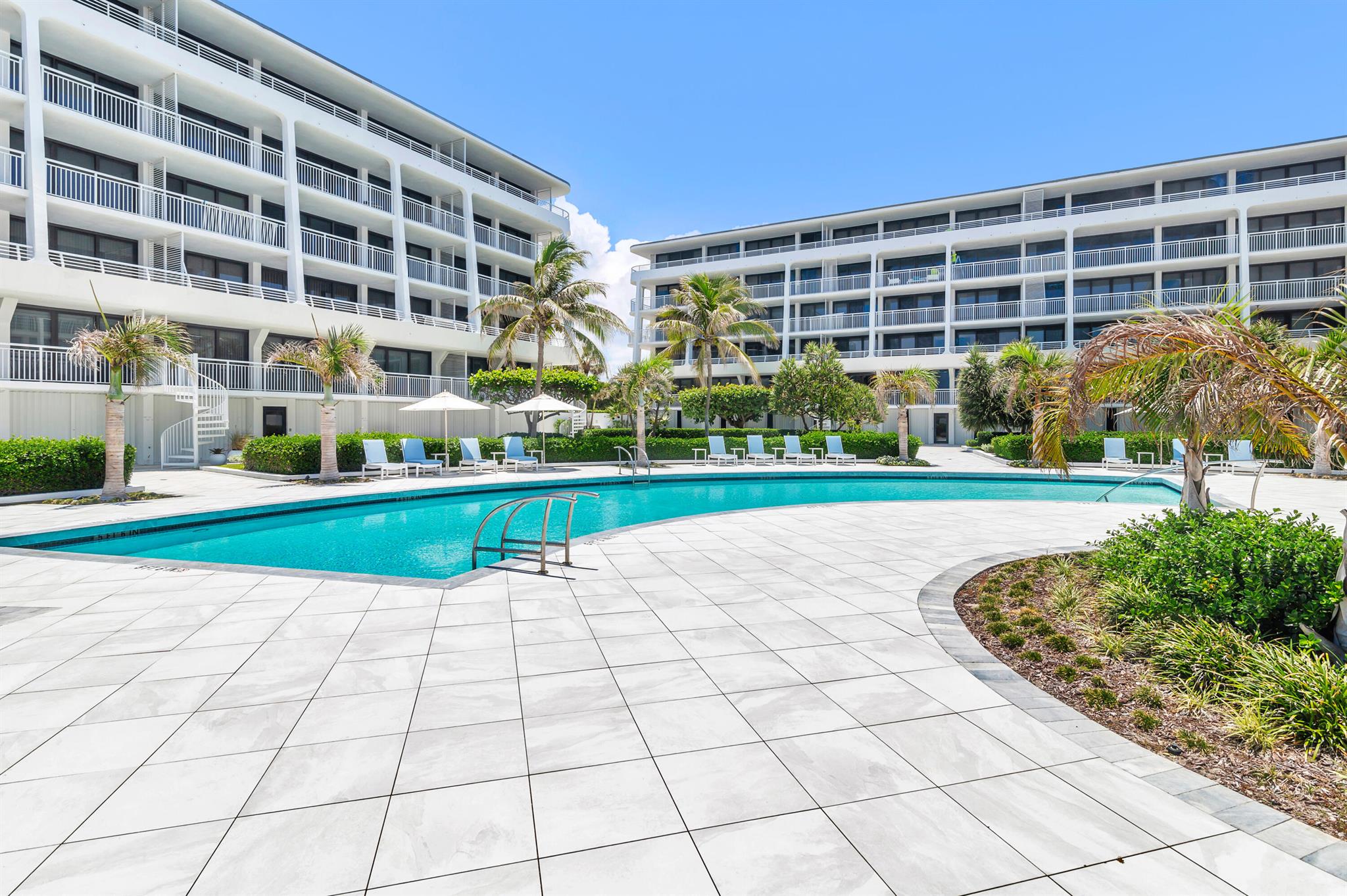 TWENTY SIX HUNDRED CONDO - Residential