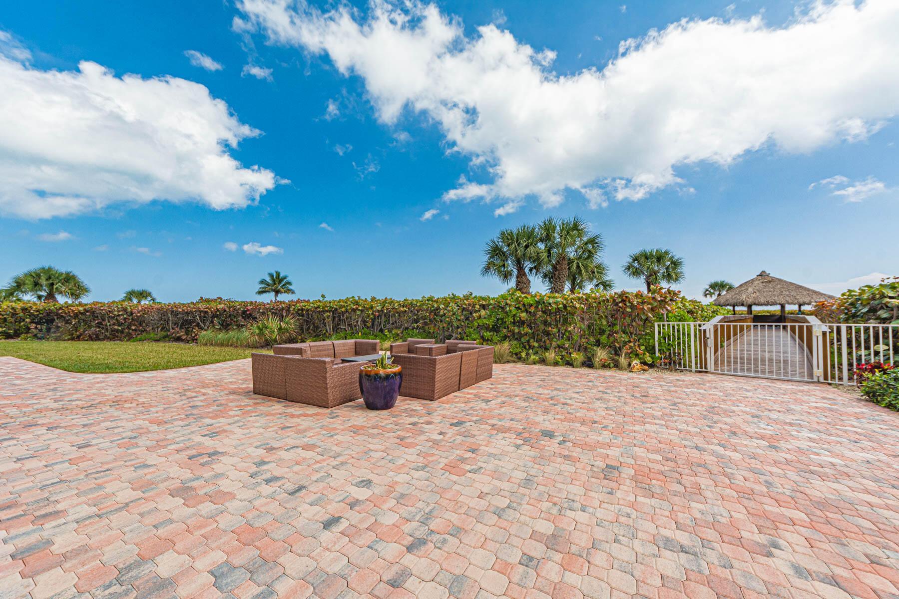 AQUANIQUE OCEAN CLUB, A C - Residential