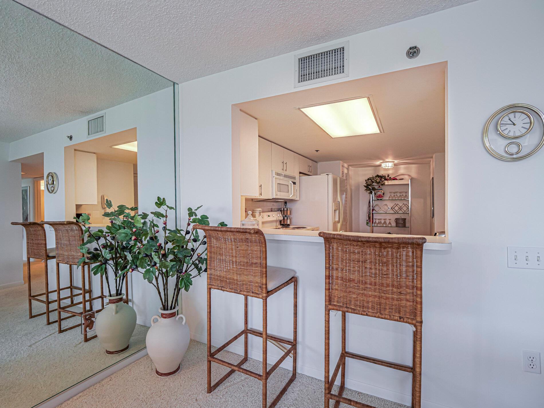 AQUANIQUE OCEAN CLUB, A C - Residential