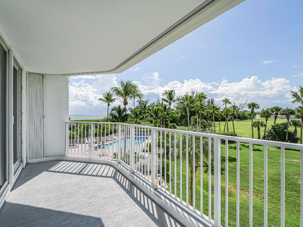 AQUANIQUE OCEAN CLUB, A CONDOMINIUM - Residential