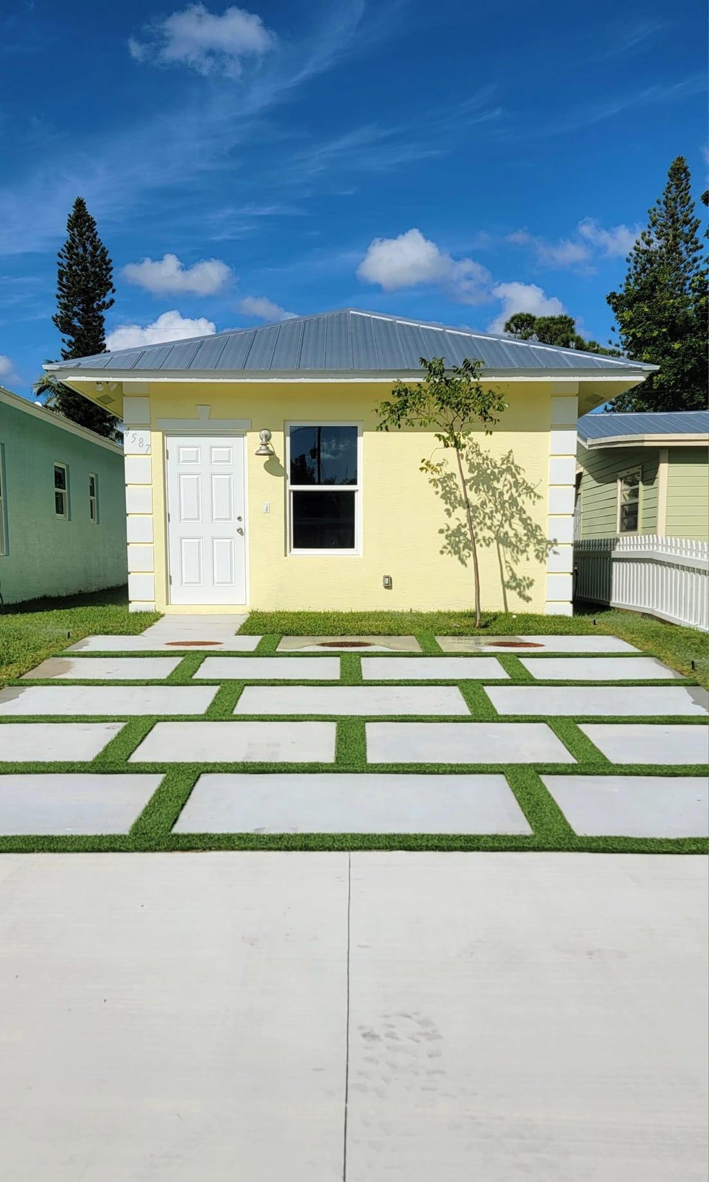 Photo of 4587 Cambridge Street, Lake Worth Beach, FL 33463 (MLS # B26084902)