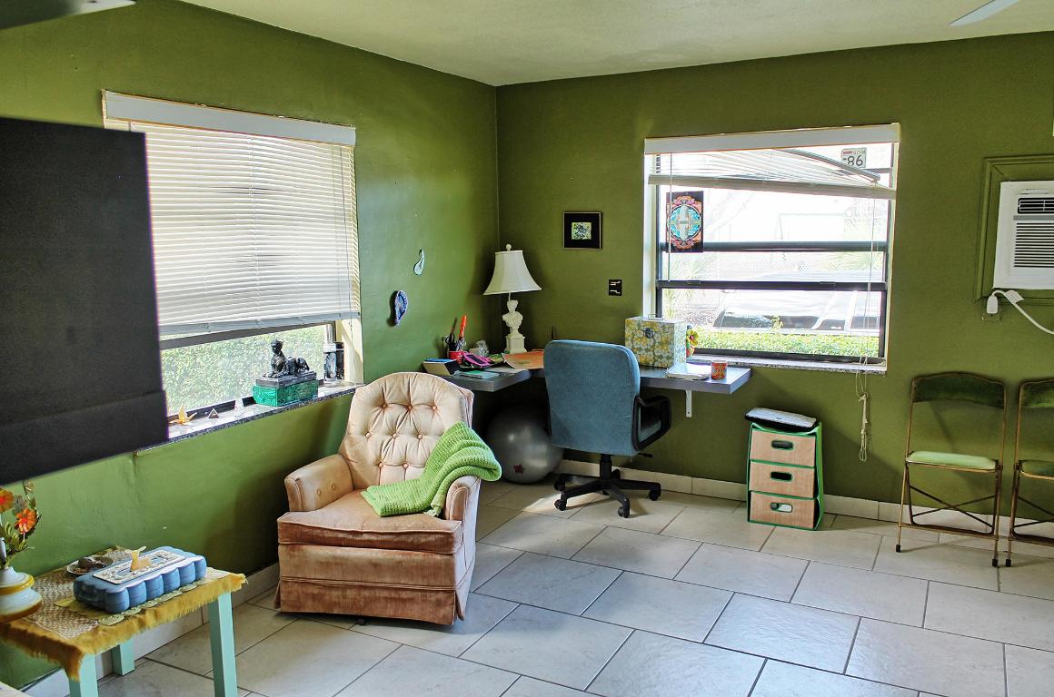 LAKE WORTH TOWN OF - Residential Lease