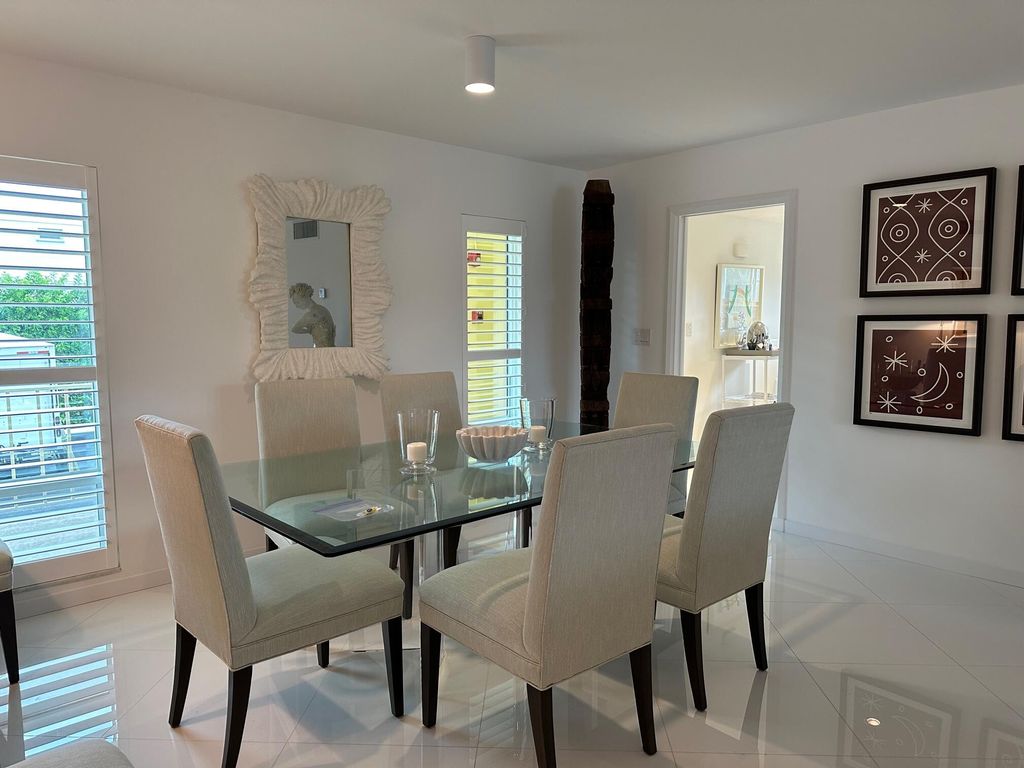 Photo of 227 Australian Avenue #1e, Palm Beach, FL 33480 (MLS # R11022110)