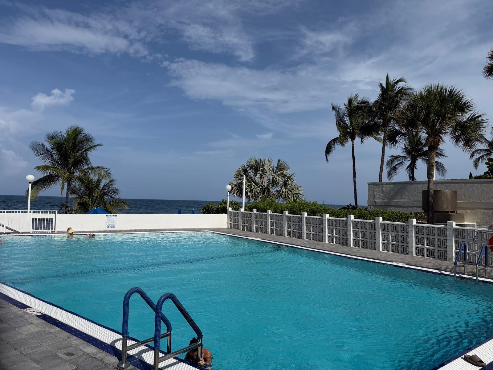 4250 GALT OCEAN Drive 14D