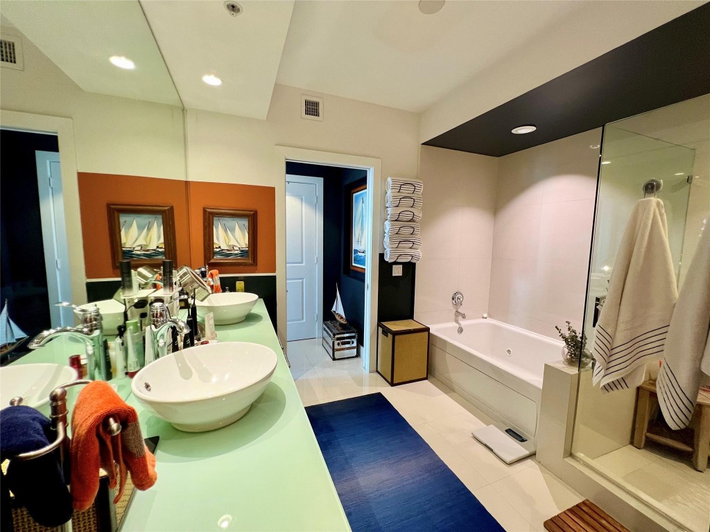 Strada 315 Condo - Residential Lease