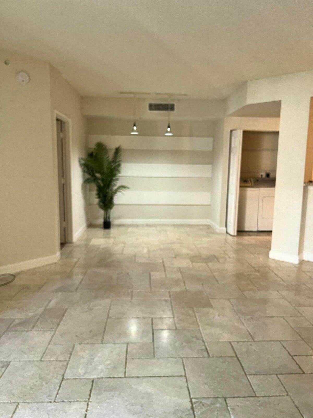 COURTYARDS IN CITYPLACE CONDO - Residential Lease
