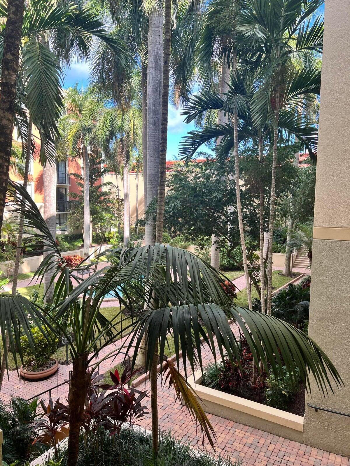 COURTYARDS IN CITYPLACE CONDO - Residential Lease