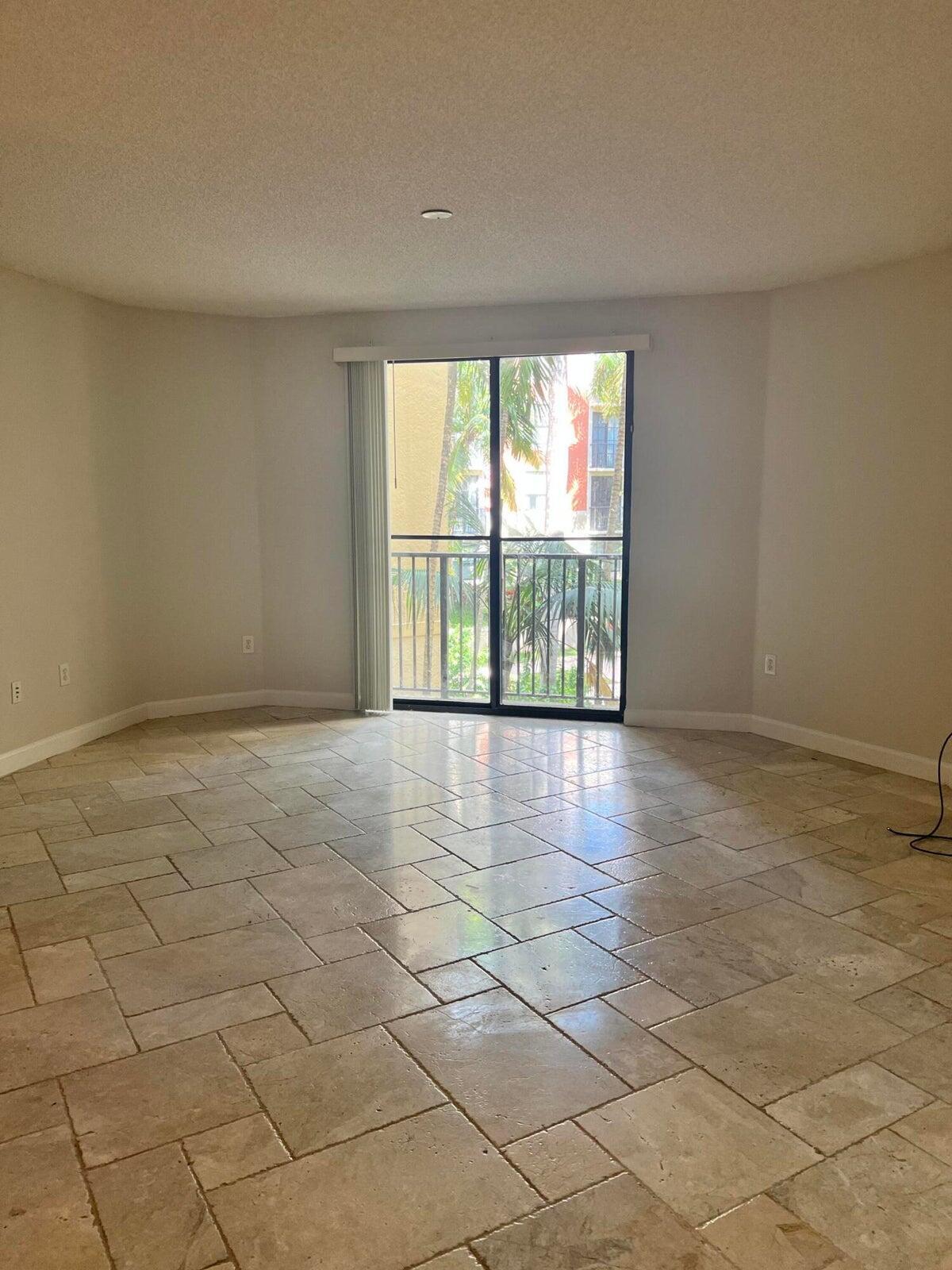 COURTYARDS IN CITYPLACE CONDO - Residential Lease