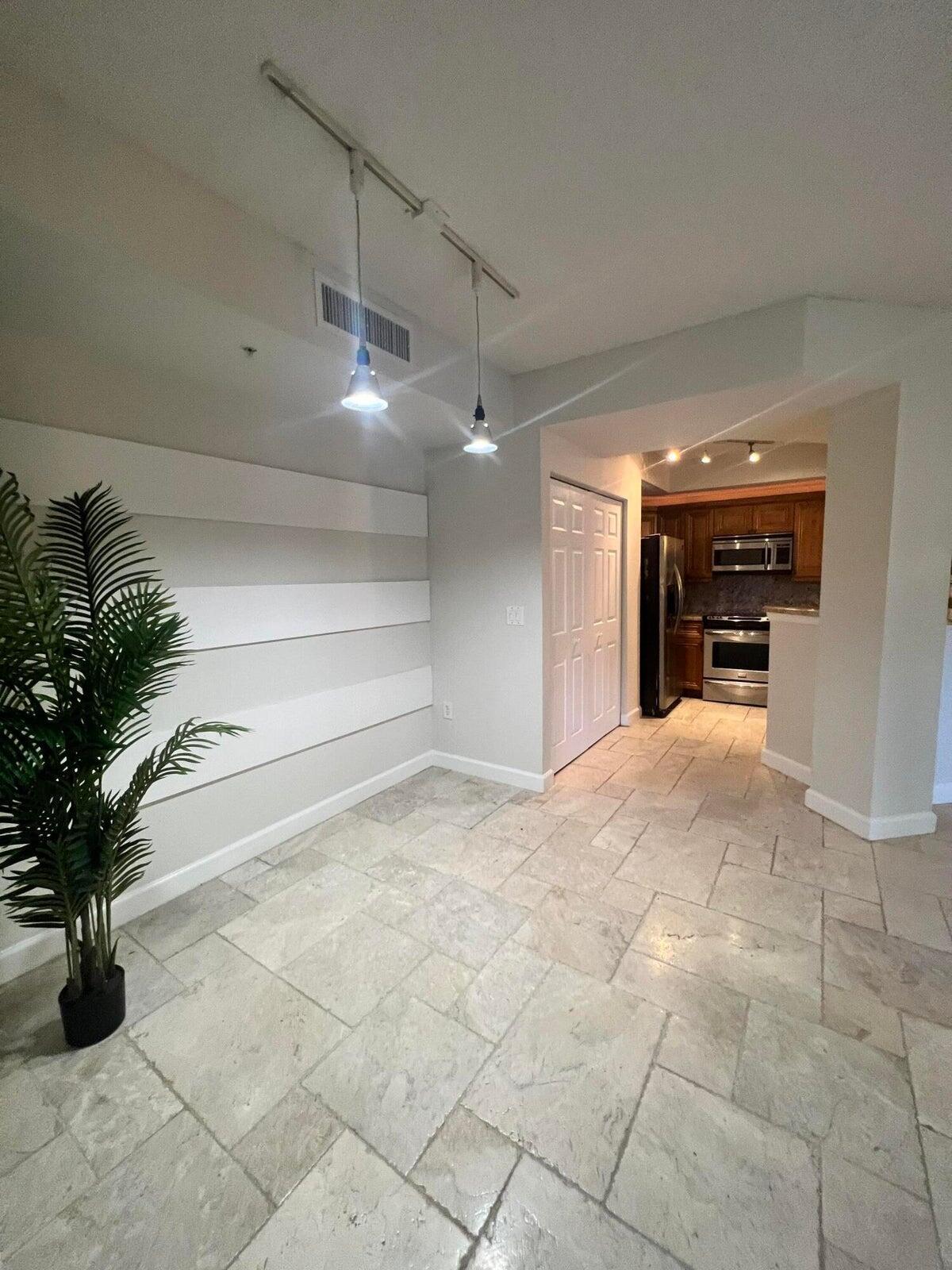 COURTYARDS IN CITYPLACE CONDO - Residential Lease