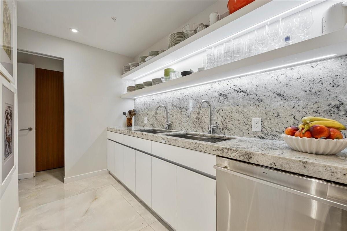 RIVA - Residential Lease