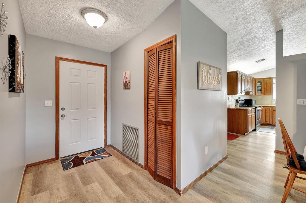 Photo of 2807 S 27th Street, Fort Pierce, FL 34981 (MLS # R10946028)