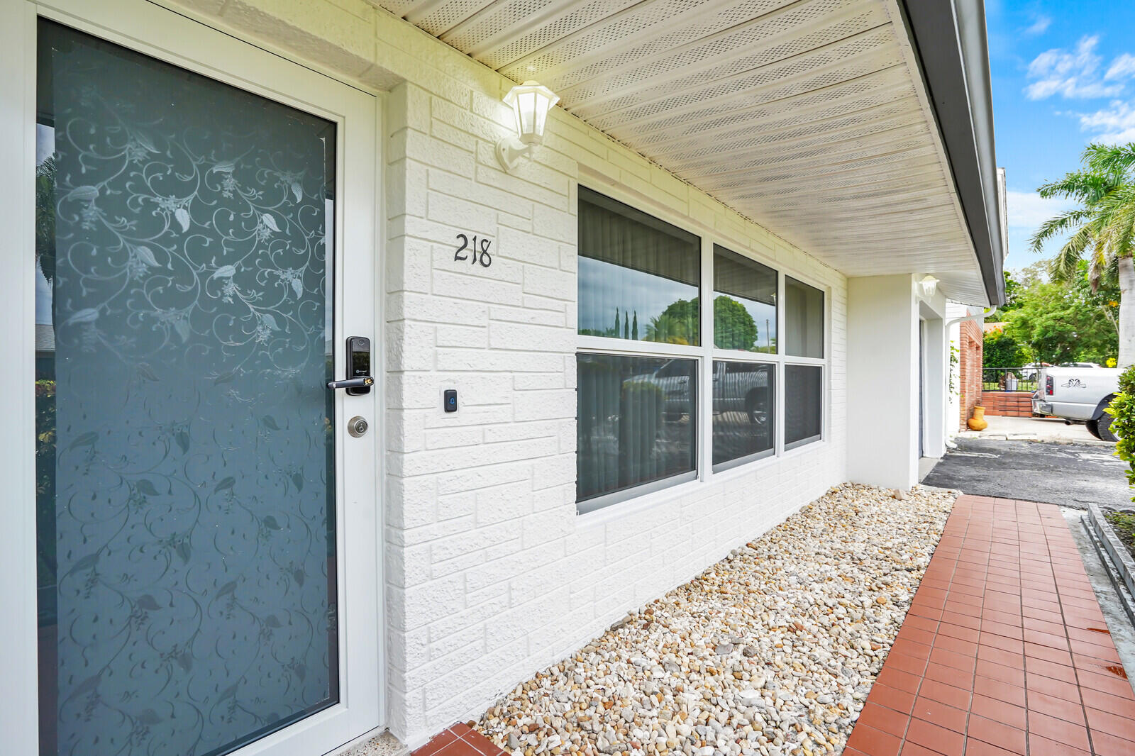 WOODCREST MNR - Residential