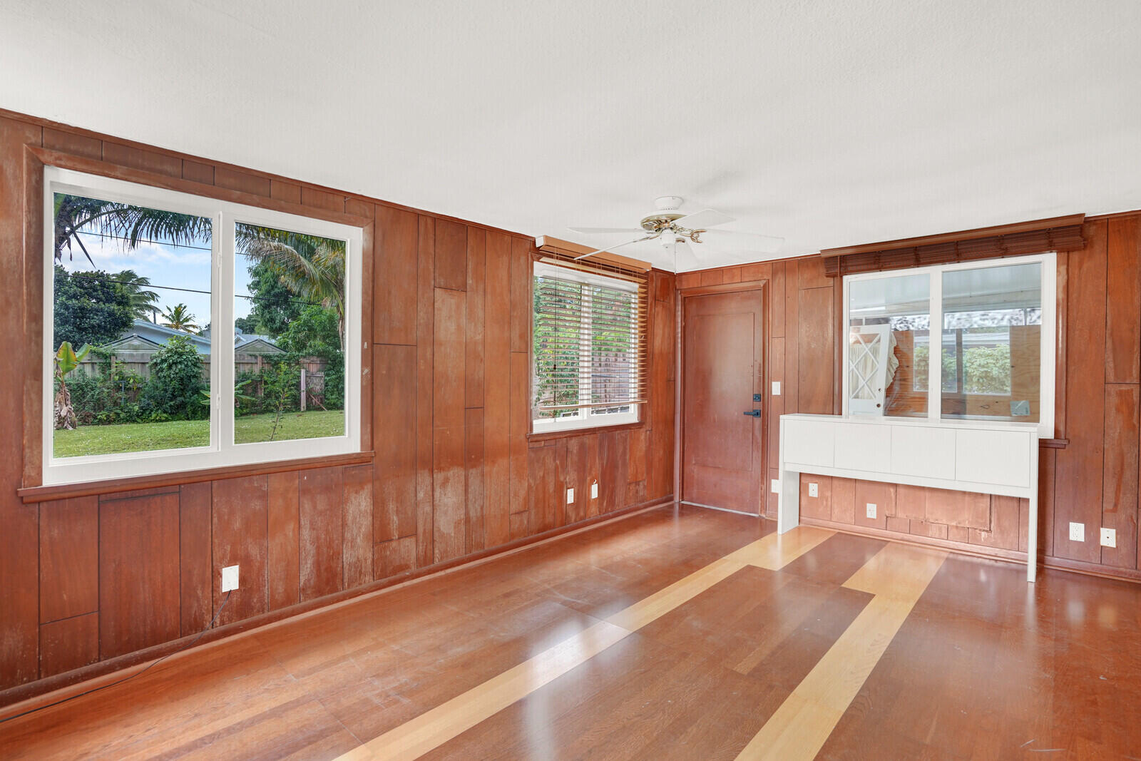 WOODCREST MNR - Residential