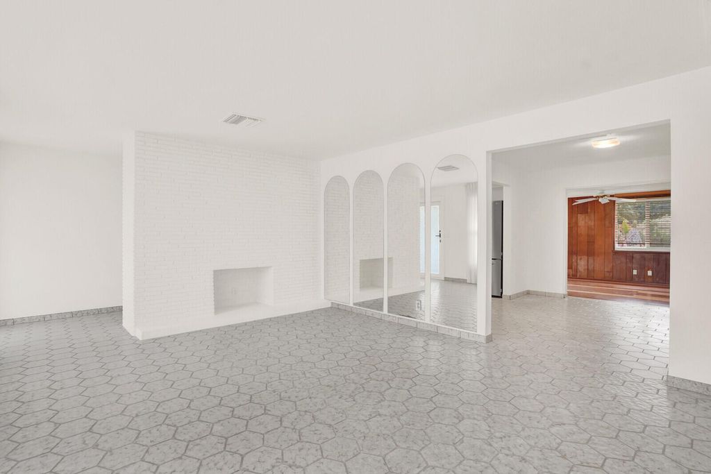 Photo of 218 SW 12th Avenue, Boynton Beach, FL 33435 (MLS # R11138621)