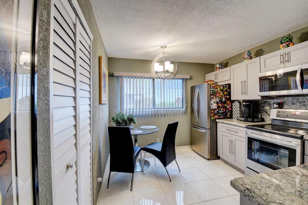 LAKES OF DELRAY - Residential