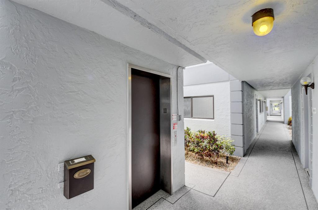 LAKES OF DELRAY - Residential