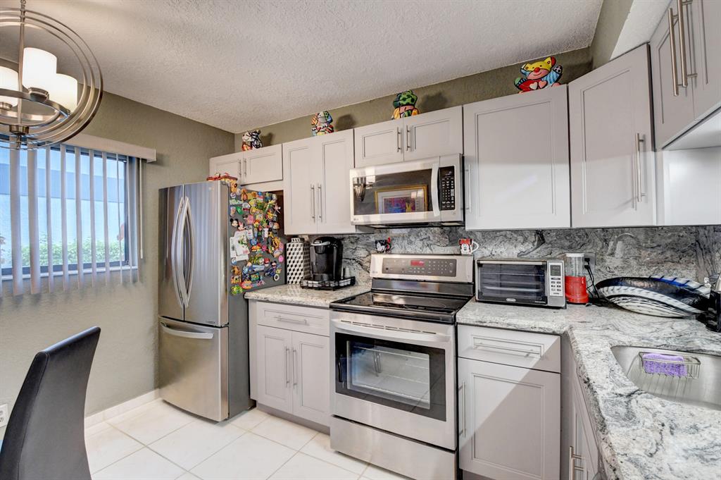 LAKES OF DELRAY - Residential