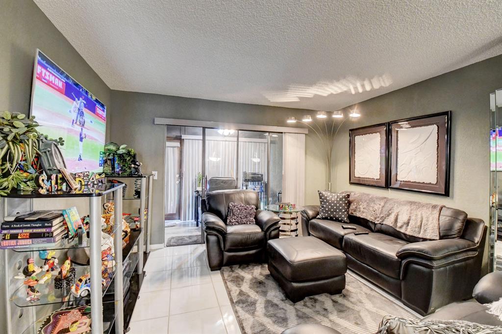 LAKES OF DELRAY - Residential