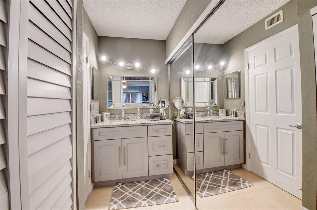 LAKES OF DELRAY - Residential