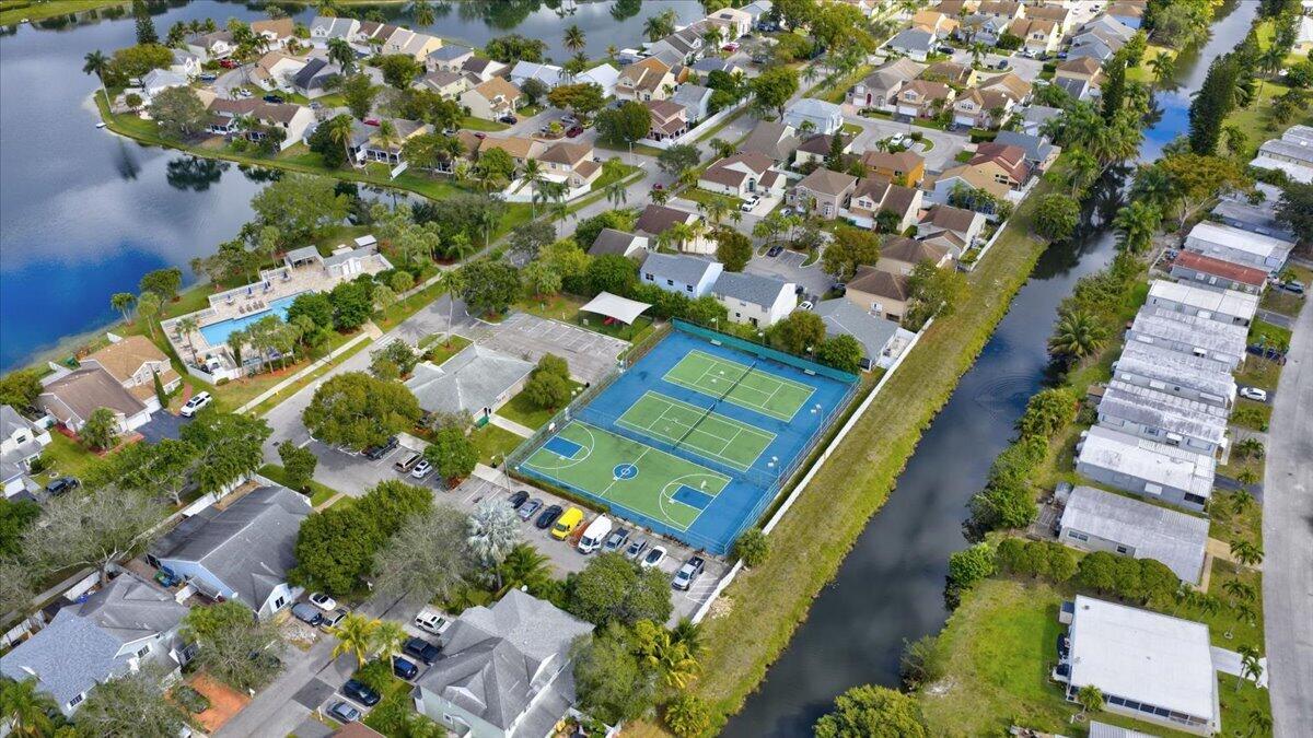 SCARBOROUGH I - Residential