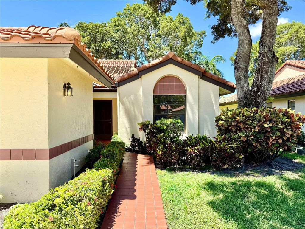 Photo of 5869 Sunswept Lane #B, Boynton Beach, FL 33437 (MLS # F10543081)