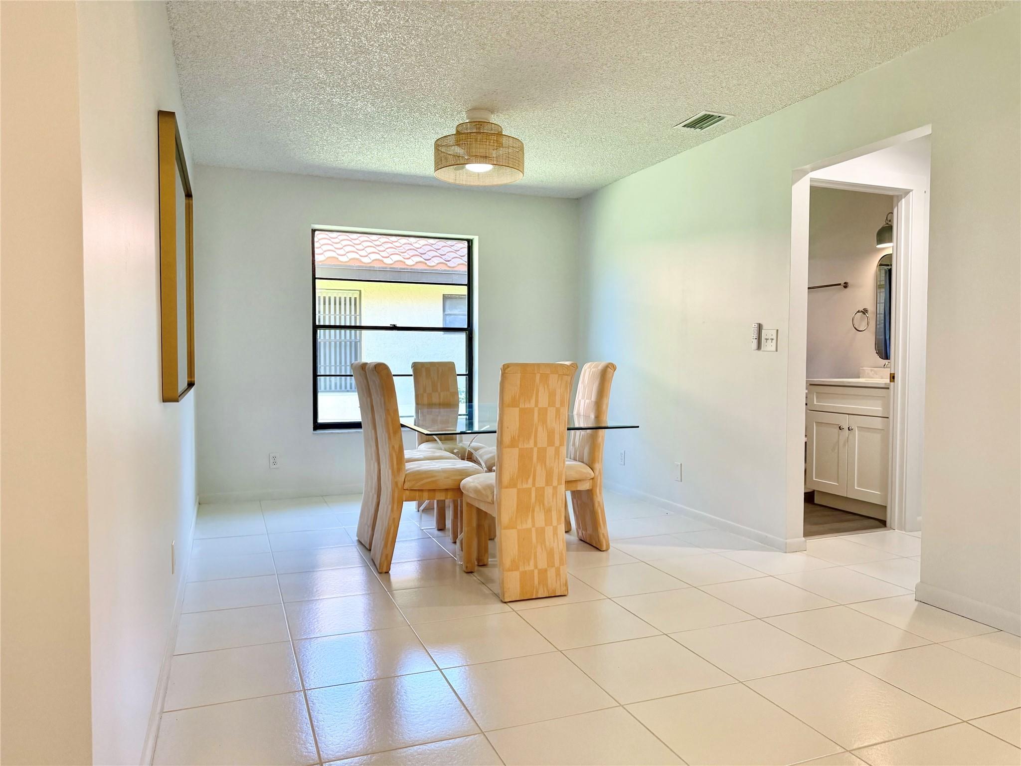 PALM CHASE LAKES - Residential