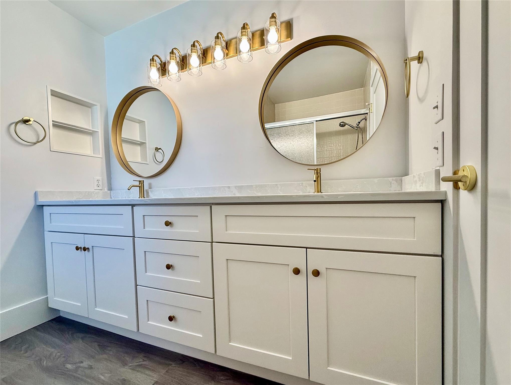 PALM CHASE LAKES - Residential