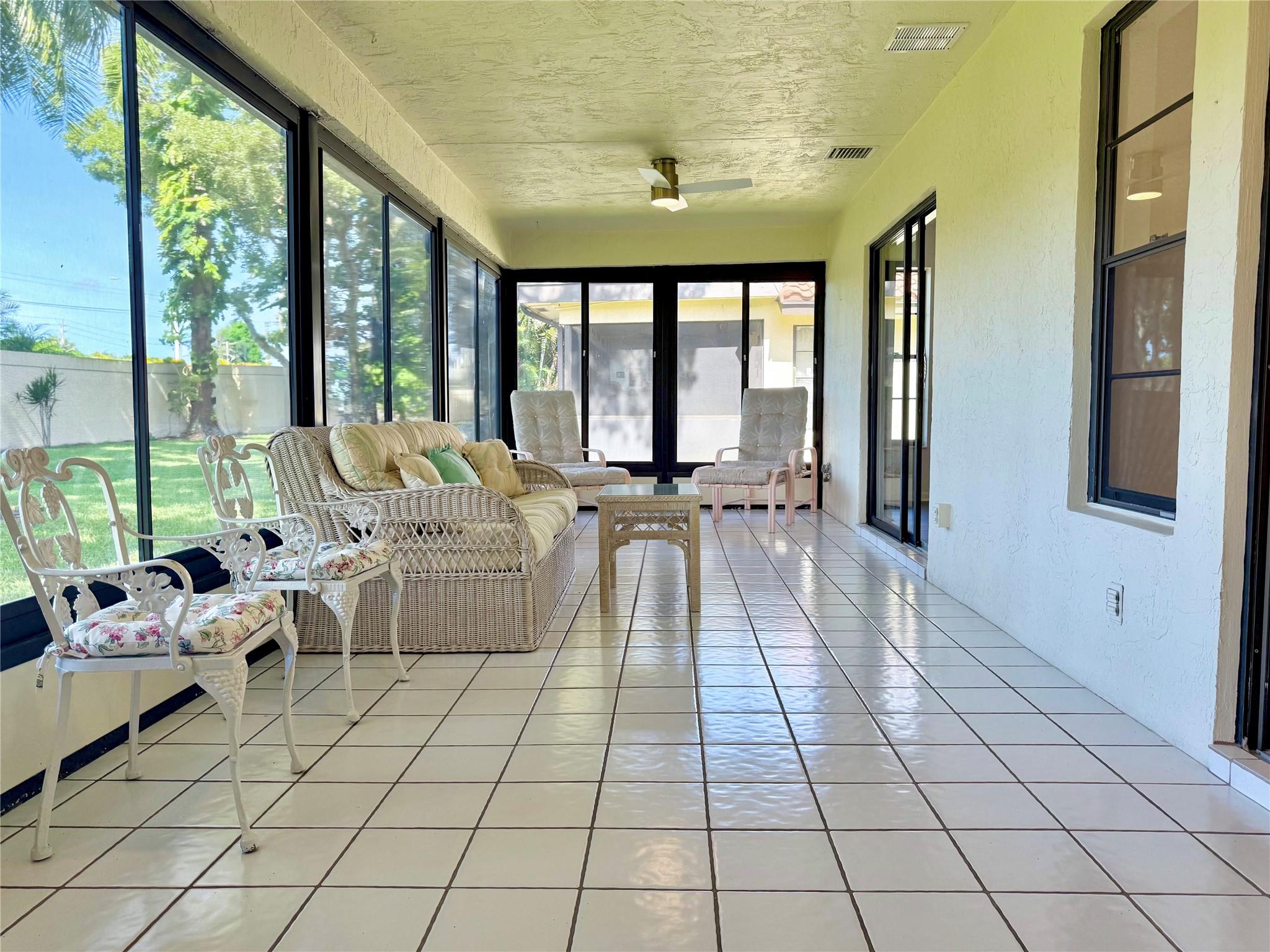 PALM CHASE LAKES - Residential