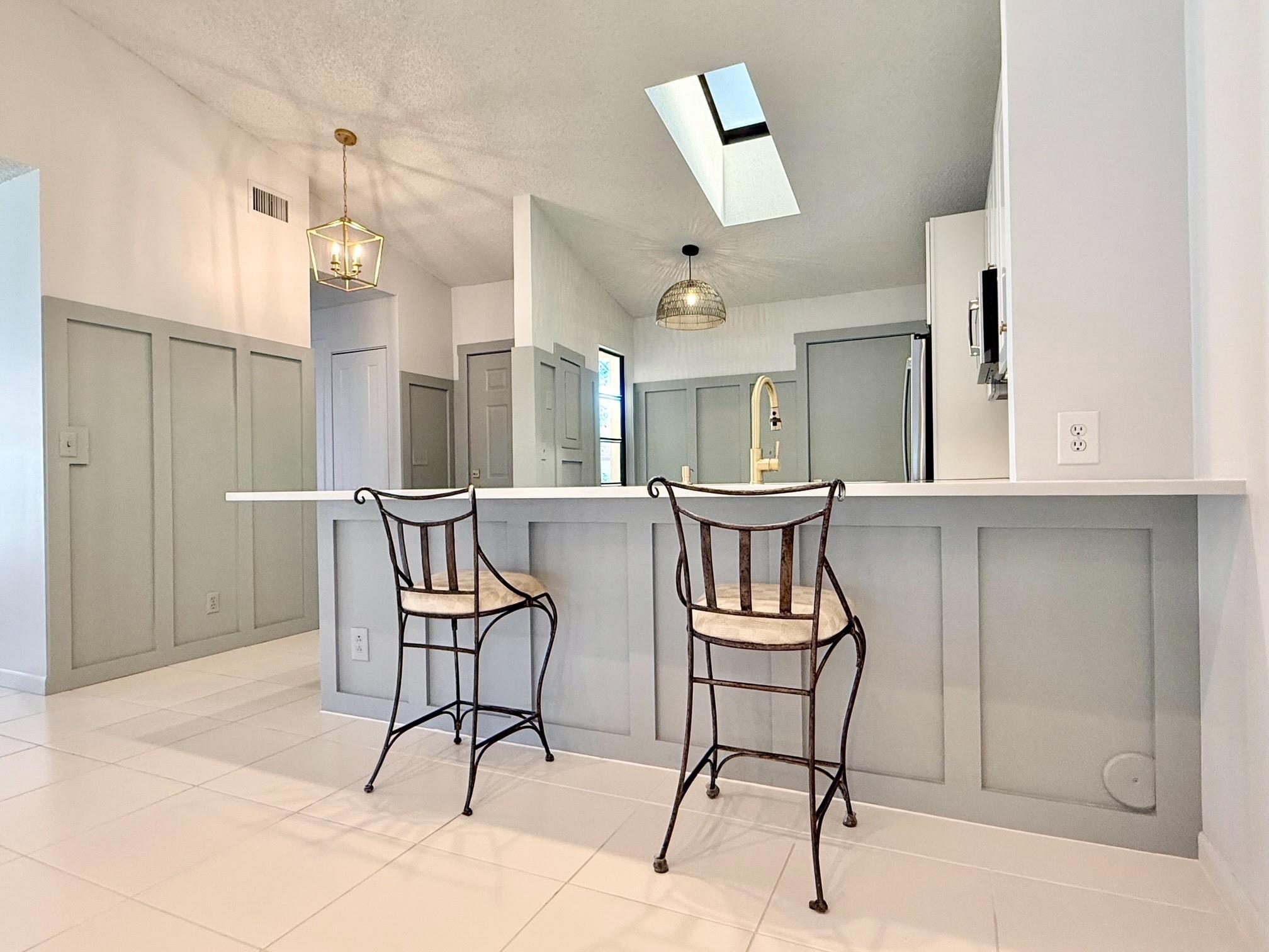 PALM CHASE LAKES - Residential