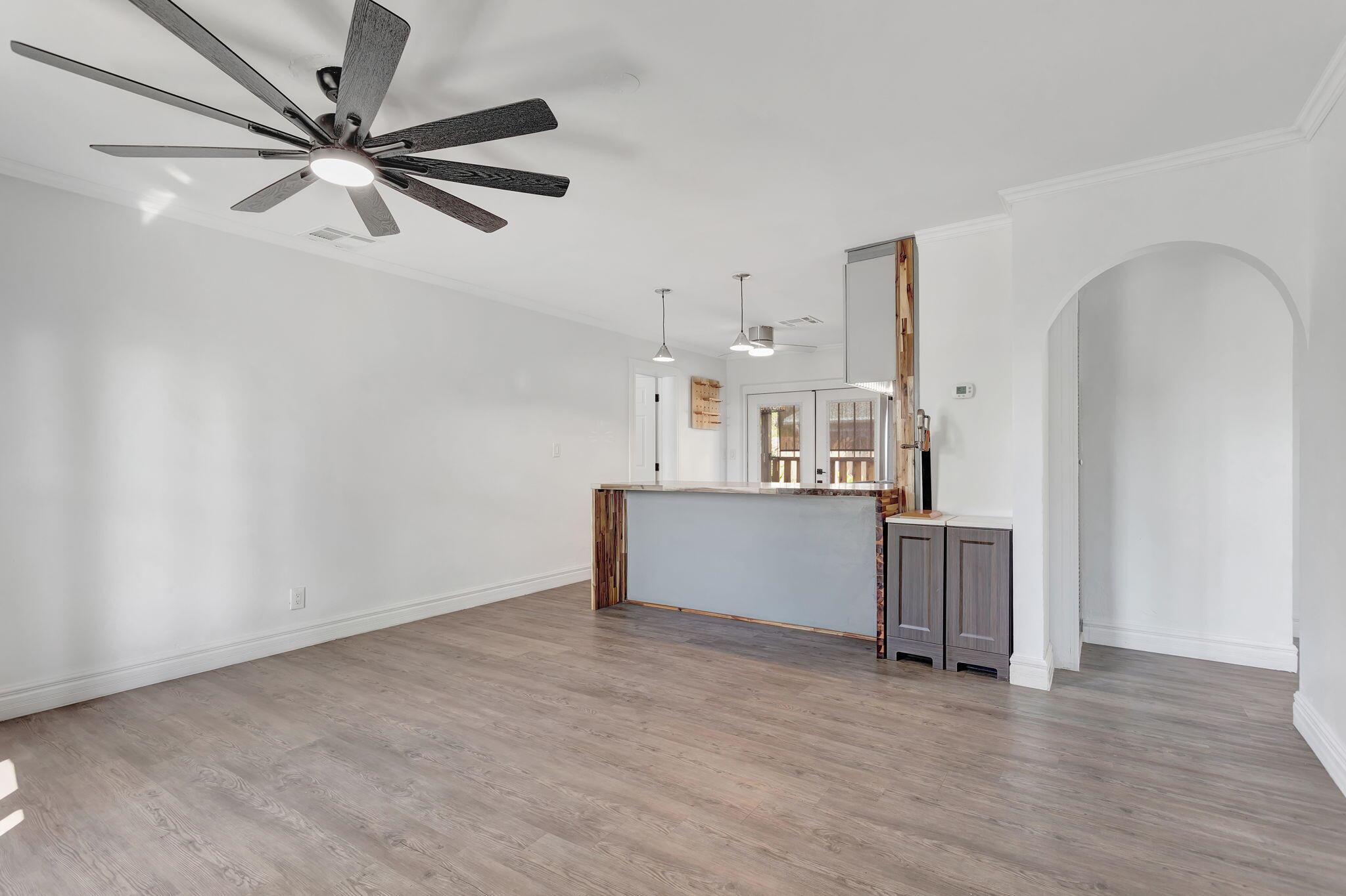1649 NE 31st Street
