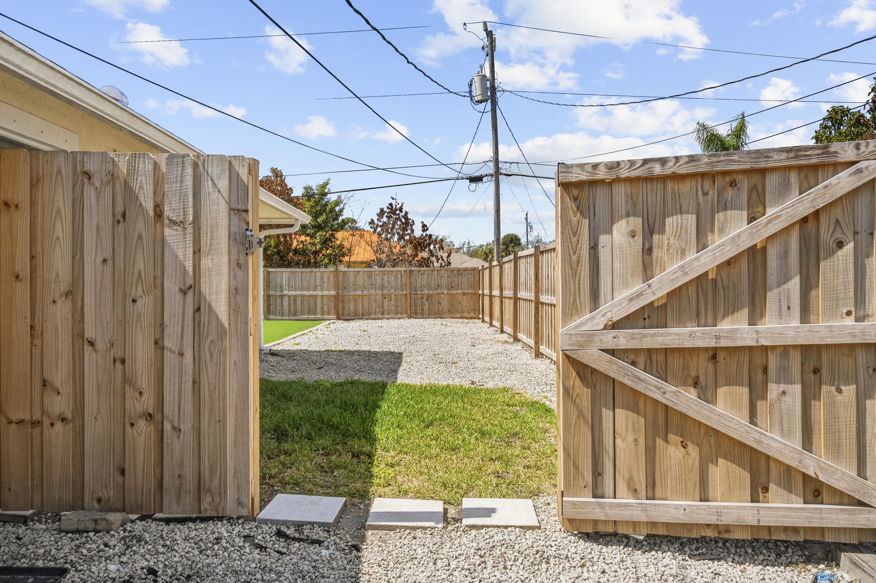 PORT ST LUCIE SECTION 23 - Residential