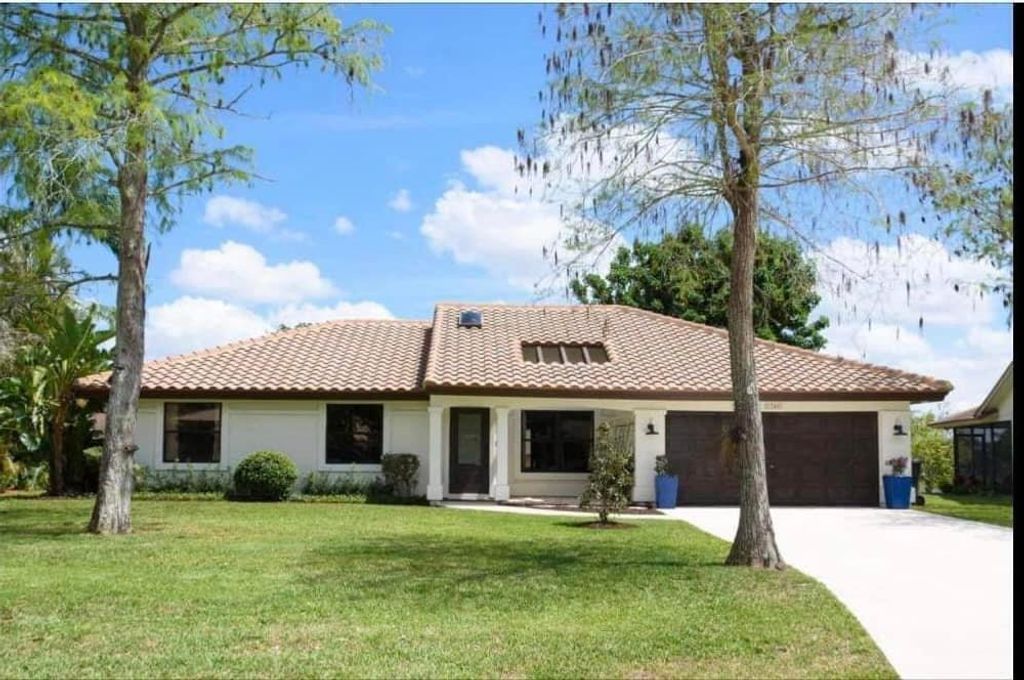 Photo of 1746 Rye Terrace, Wellington, FL 33414 (MLS # R10975385)